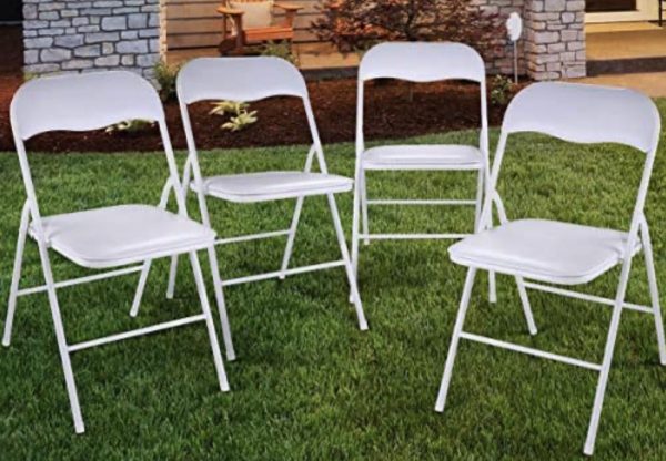 Folding chairs with cushions